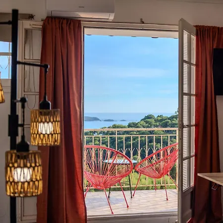 Apartment Le Paradis Au Mont Des Oiseaux - - Clim - Tennis - Vue Hyeres